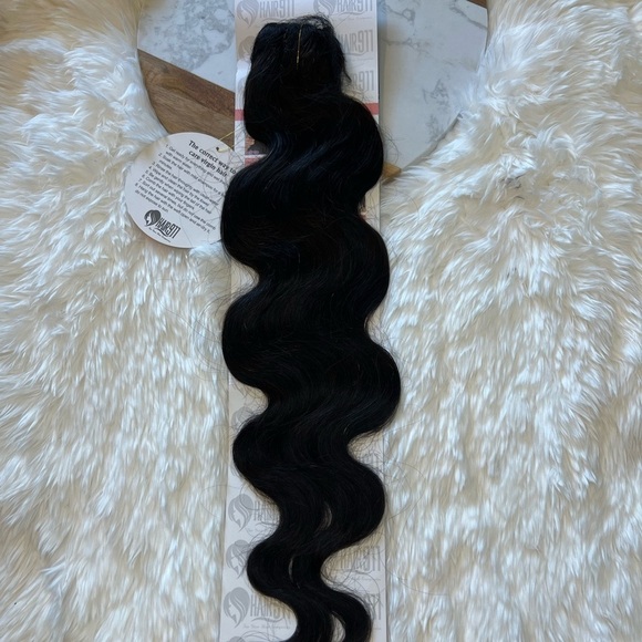 22 Inch Body Wave Black Clip in Virgin Human Hair extensions - Picture 1 of 6